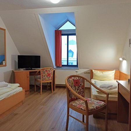 Gastehaus Deggendorf Hotell Exteriör bild