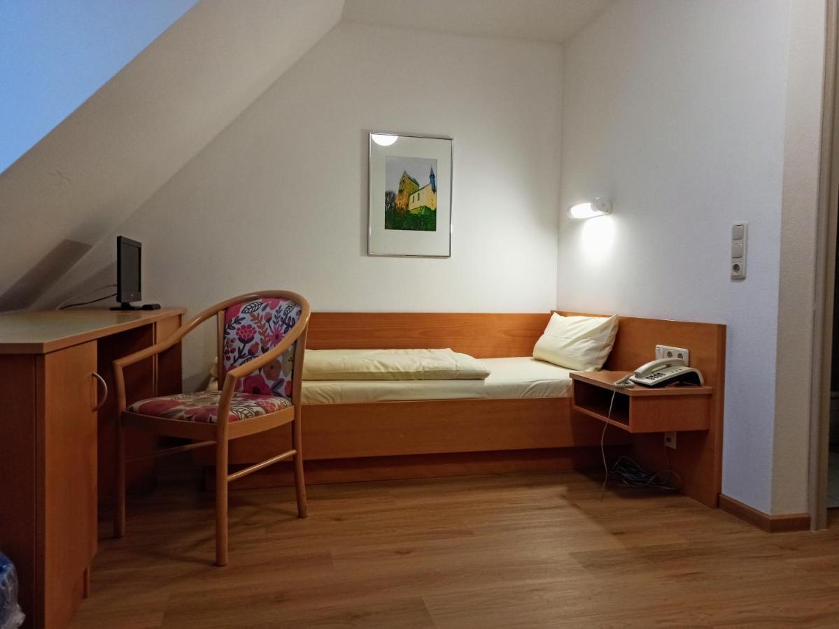 Gastehaus Deggendorf Hotell Exteriör bild